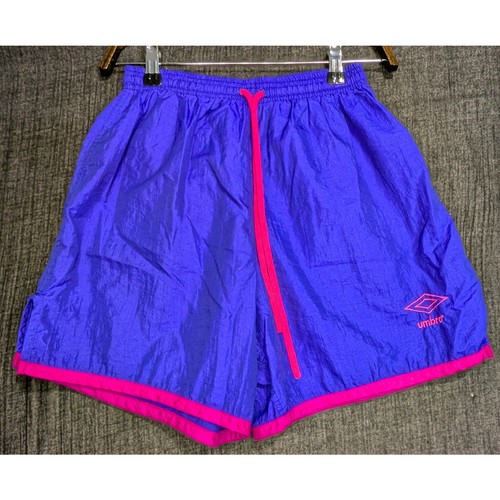 Vntg umbro shorts adult small - vntg,