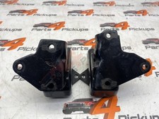 Mitsubishi L200 Pair of engine