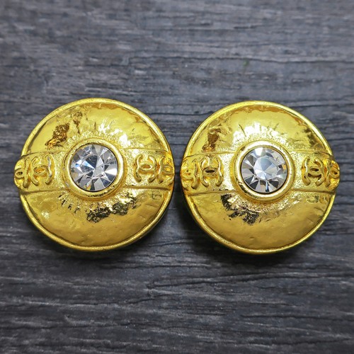 Chanel gold plated logos - gold,
