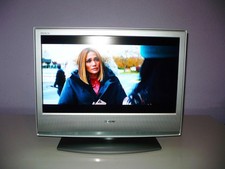 SONY BRAVIA KDL-20S2020 20" LCD TV - 480i/p 576i/p 720p 1080i - 50/60Hz PAL/NTSC
