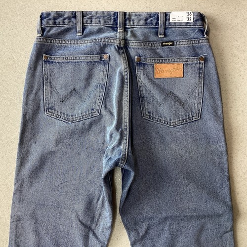 Bnwt ladies wrangler crop - ladies,
