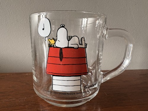 Vintage peanuts snoopy - peanuts, glass