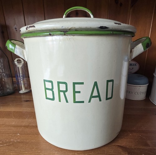 Vintage rustic cream green - vintage,