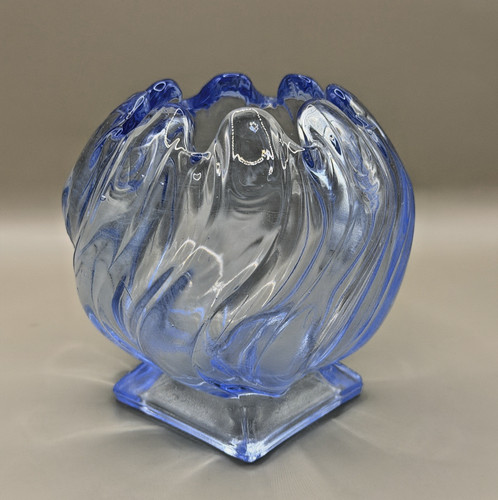 Bagley equinox blue glass posy - bagley,