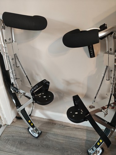 Kangaroo bounce stilts - bounce,