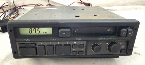 Vintage ford esrt32ps radio - ford,