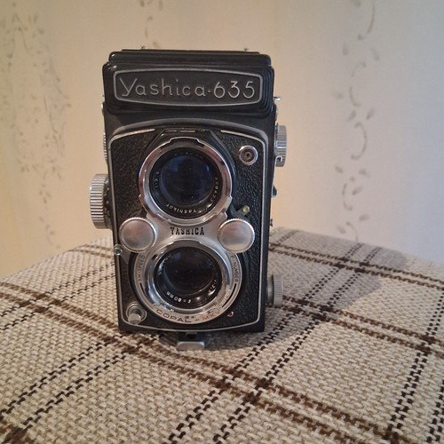 Vintage yashica 635 tlr medium - yashica,