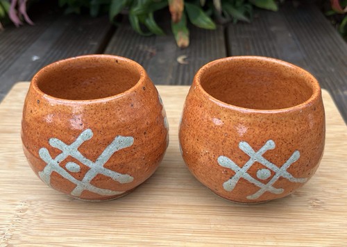 Japanese ceramic tea bowls - 2x,