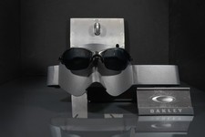 Oakley Romeo 2 Carbon Finish