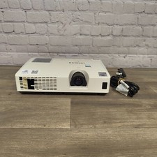 Hitachi  ED-X52 3LCD XLA