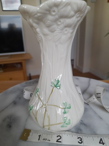 Belleek irish porcelain - belleek, vase