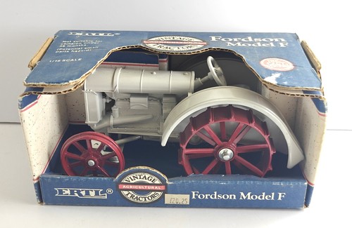 Vintage tractors ertl fordson - tractors,