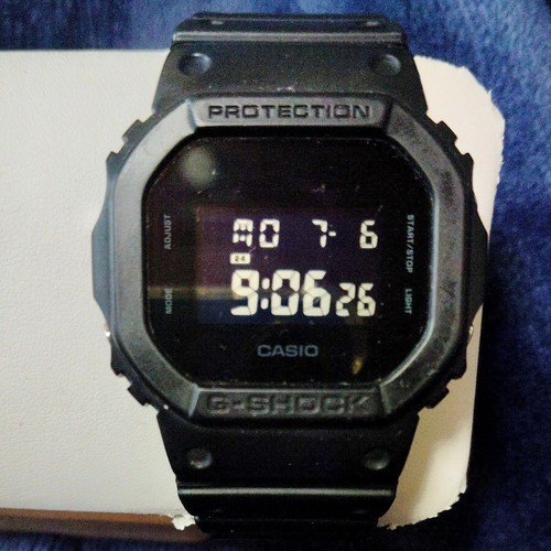 Casio shock 5600bb 1jf - casio, g-shock
