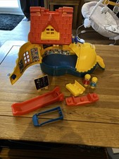Matchbox 1983 Vintage Retro School Play Boot House Playset! Incomplete Set