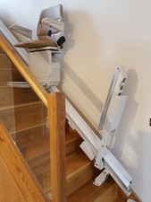 STANNAH 420 + AUTO HINGED RAIL INSTALLED 1YR GUARANTEE MOBILITY EQUIPMENT