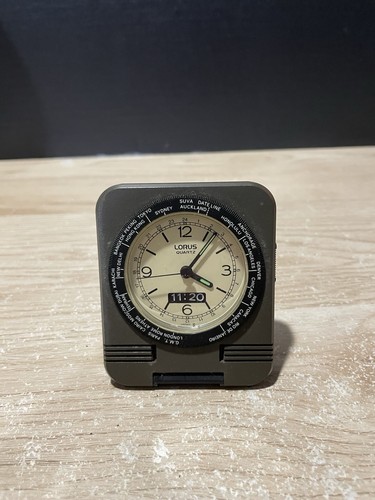 Vintage lorus quartz world - quartz,