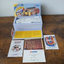 Corgi  97022 AEC Regal Living