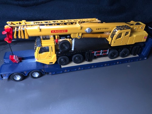 Diecast mobile crane - 1:55,