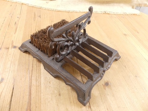 Large cast iron boot - iron,
