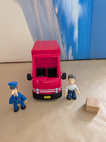 Postman pat sds delivery - delivery, van