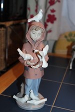 Lladro 6129 Little Friends Boy