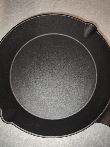 Cast iron frying pan - cast,