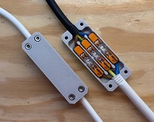 Cable extension box using the