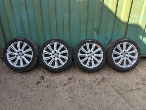 Volvo v40 mk3 - of, 4
