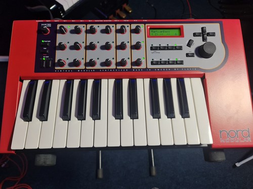 Clavia nord modular - clavia,