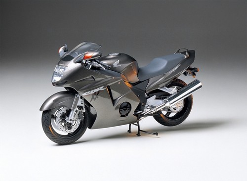 Tamiya honda cbr - 1:12,