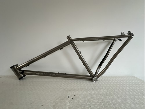 Bespoke crisp hard - bespoke, 29