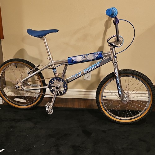 Racing ripper looptail - racing,