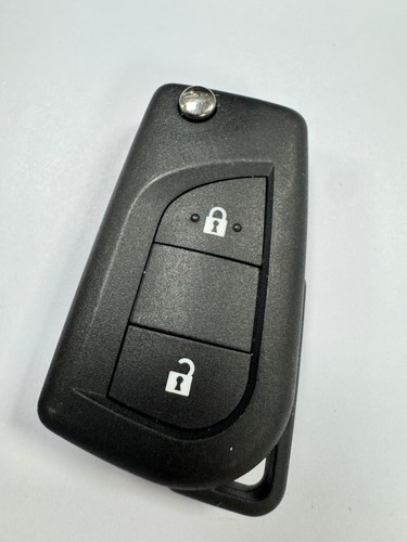 Genuine toyota button remote - toyota,