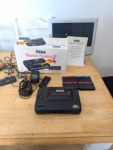 Sega master system - ii, console