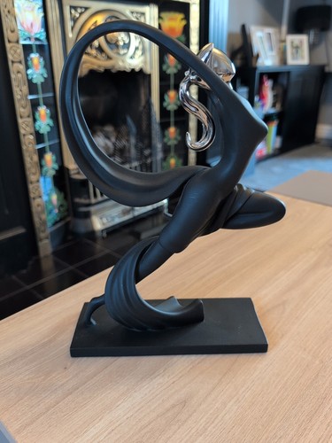 Art deco lady figurine - deco, black