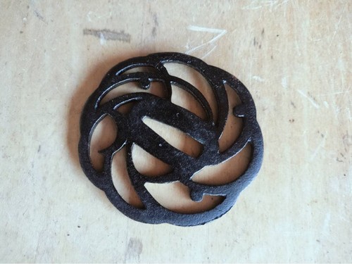 Japanese tsuba collectible - japanese,