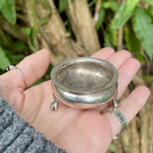 Small silver cauldron - small,