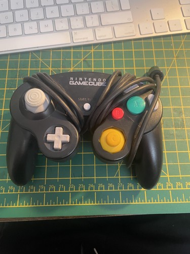 Official nintendo gamecube - nintendo,
