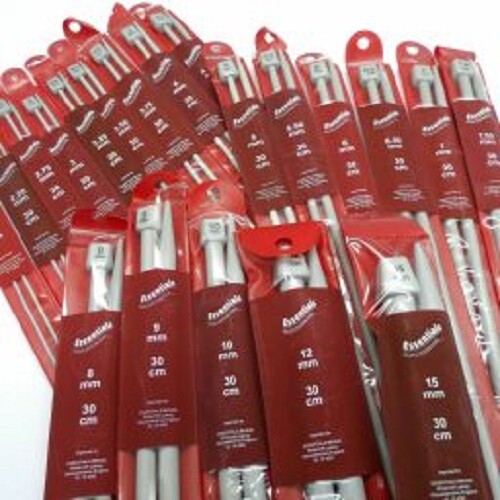 Hand knitting needles - knitting,
