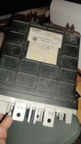 Volkswagen 0 ecu044 - t4,