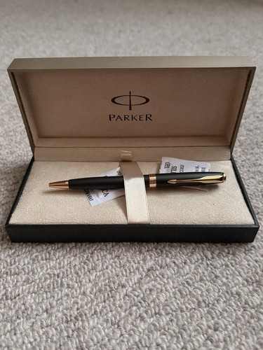 Parker black and gold - black,