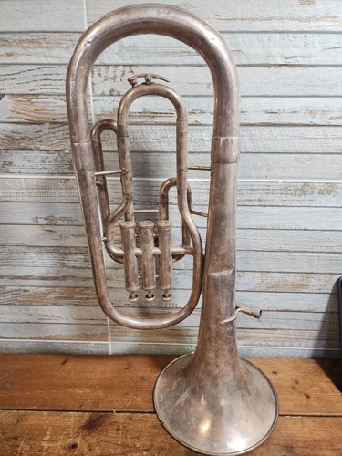 Vintage silver plate tenor - silver,