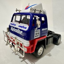scalextric truck with chrome