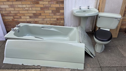 Green retro avocado - avocado, sink