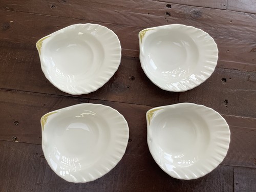 White wedgwood insignia - 4,
