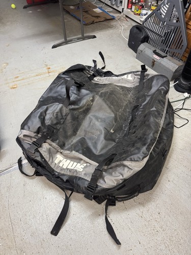 Thule outbound 868 - 868, roof