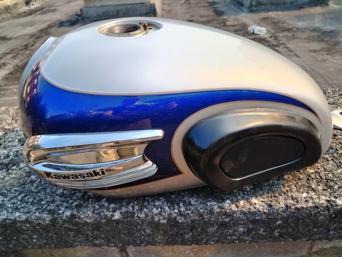 Kawasaki w650 fuel tank - w650,