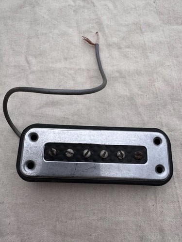 Egmond guitar pickup 1960s p90