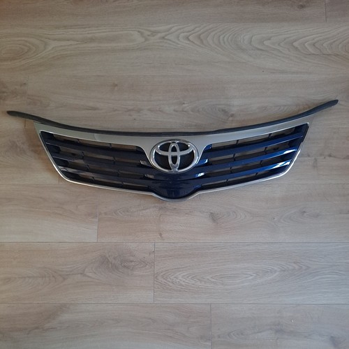 Genuine toyota avensis - toyota, front