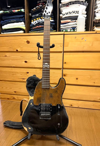 Squier fender avril lavigne - by,